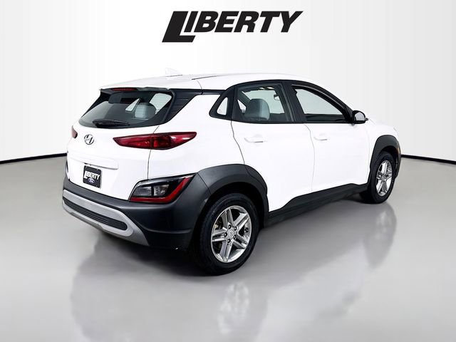 Used 2023 Hyundai Kona SE image 5