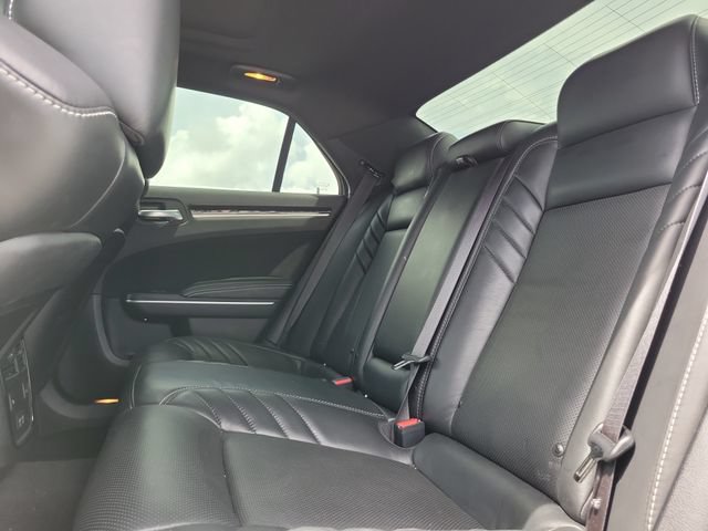 Used 2023 Chrysler 300 C RWD image 10