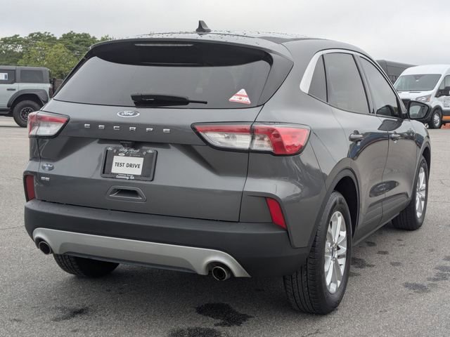 Certified 2022 Ford Escape SE FWD image 3
