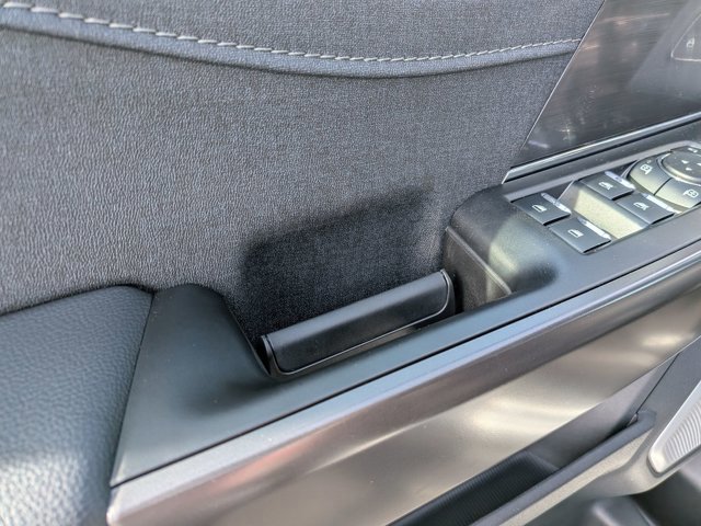 Certified 2025 Ford F150 Lariat w/ Equipment Group 502A High AWD/4WD image 13