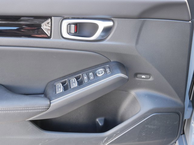 Used 2023 Honda Civic Touring image 15