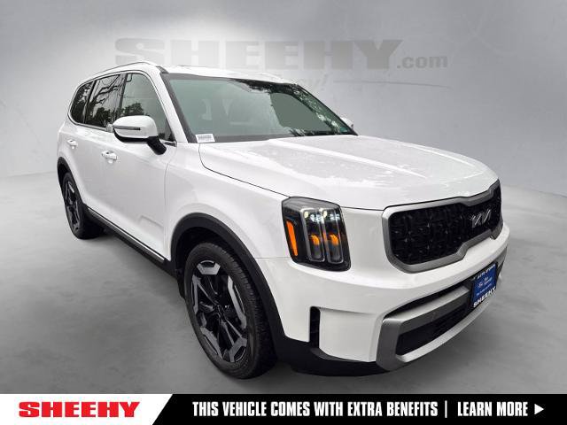 Used 2024 Kia Telluride EX w/ EX Captain's Chair Package AWD/4WD image 1