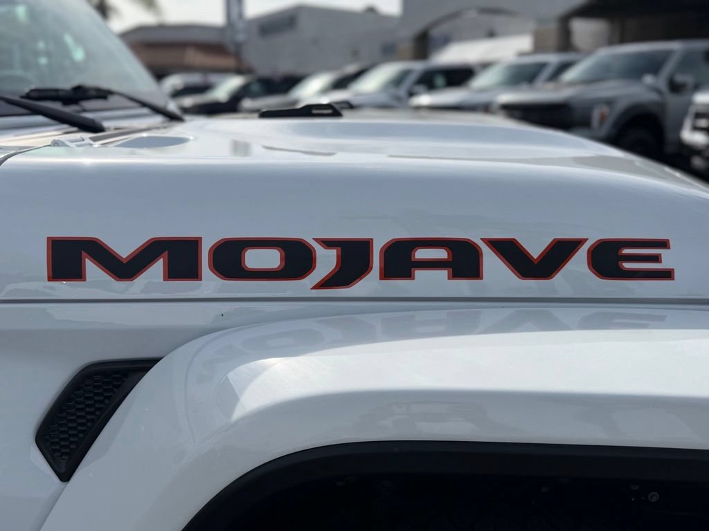 Used 2020 Jeep Gladiator Mojave AWD/4WD image 16
