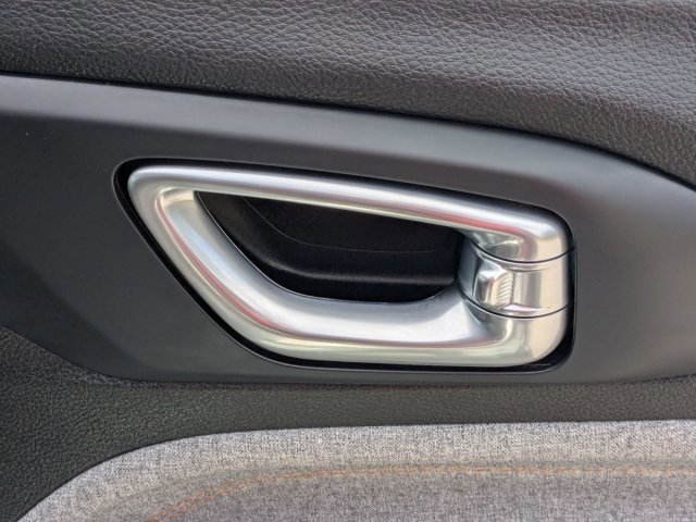 Used 2022 Jeep Compass Sport image 35