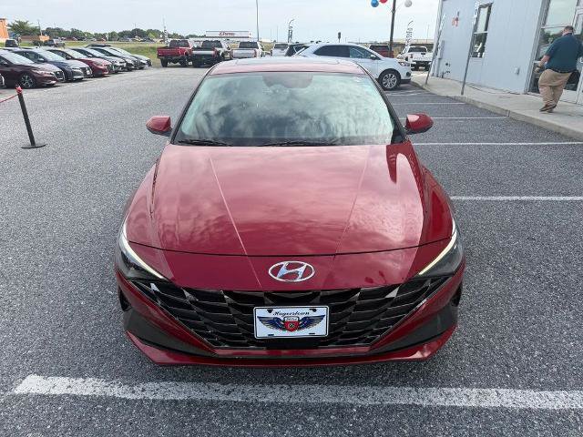 Used 2023 Hyundai Elantra Limited FWD image 3