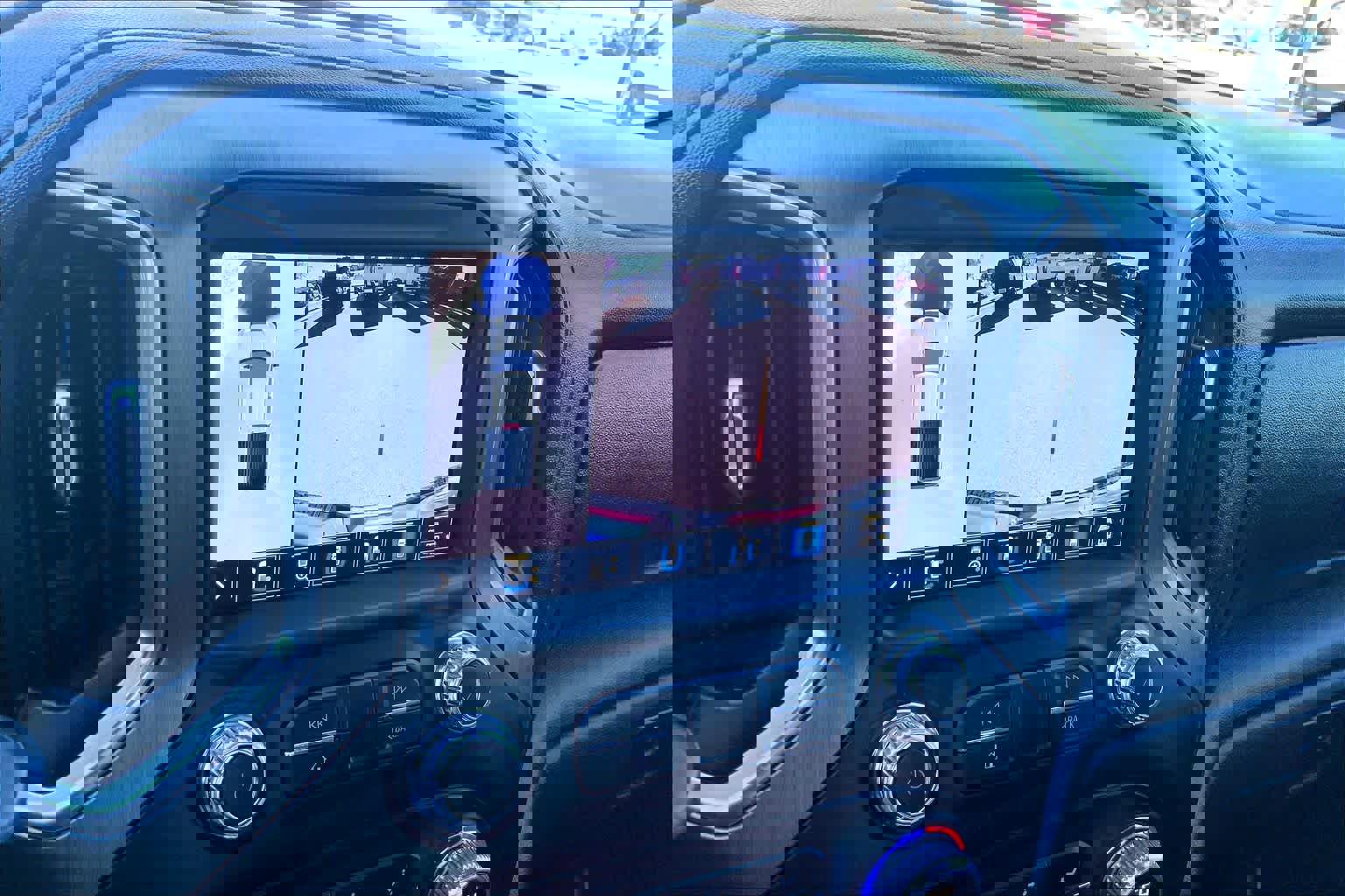 Used 2022 GMC Sierra 2500 Denali w/ Denali Black Diamond Edition image 26