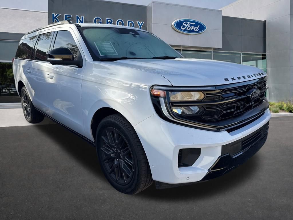 Certified 2025 Ford Expedition Max Platinum w/ Stealth Performance Package image 2
