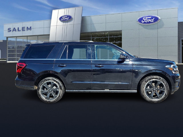 Certified 2023 Ford Expedition Limited AWD/4WD image 2