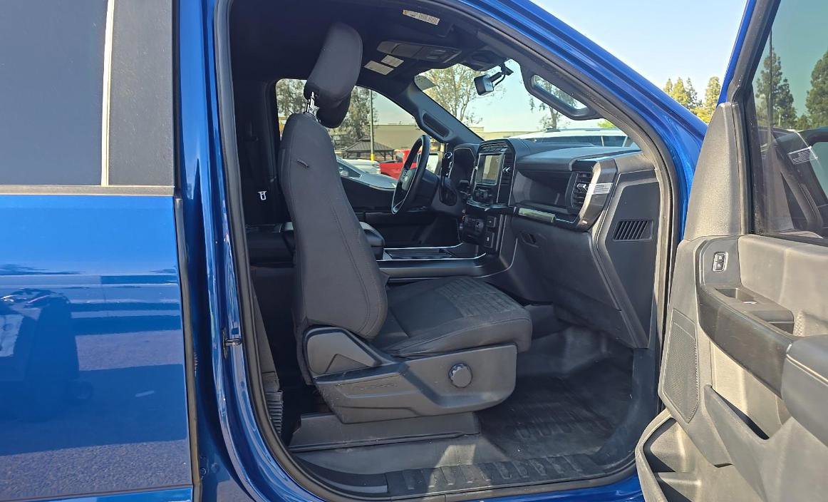 Certified 2022 Ford F150 XL w/ STX Black Appearance Package AWD/4WD image 8