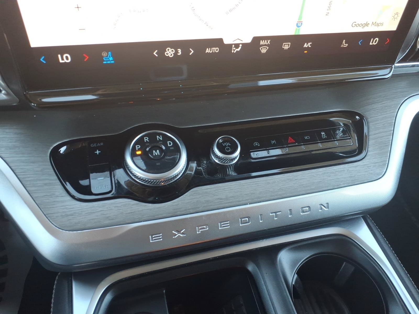 Certified 2025 Ford Expedition Max Platinum AWD/4WD image 27