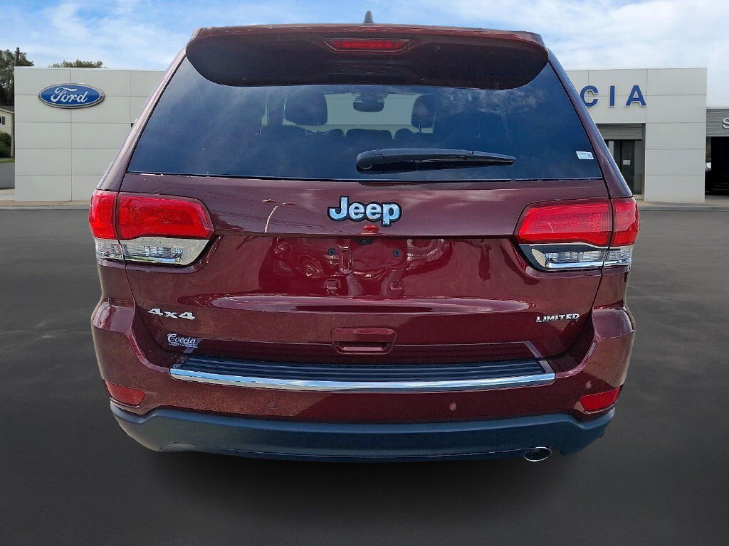 Used 2017 Jeep Grand Cherokee Limited AWD/4WD image 5