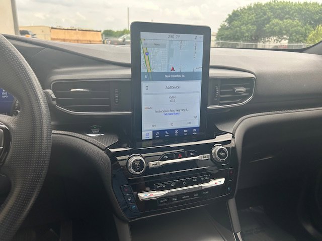 Certified 2023 Ford Explorer ST-Line w/ Class IV Trailer Tow Package image 21