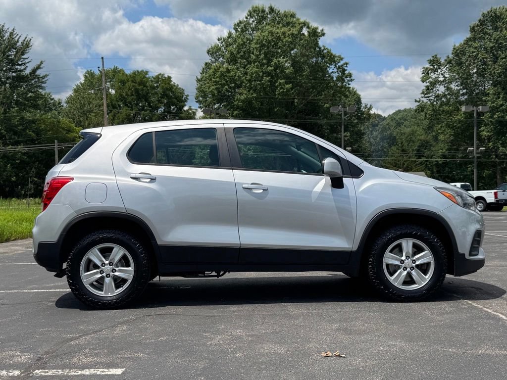 Used 2018 Chevrolet Trax LS AWD/4WD image 5