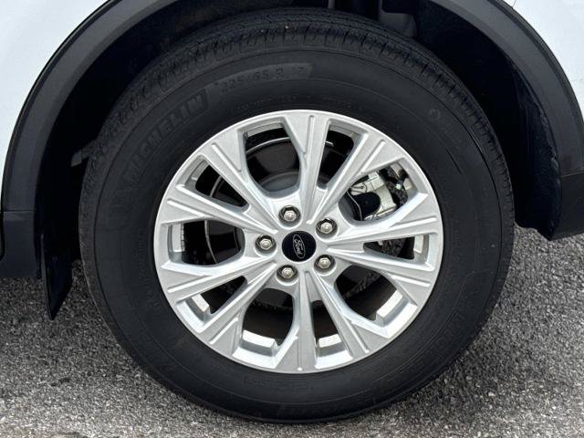 Certified 2025 Ford Escape Active w/ Tech Pack #1 FWD image 8