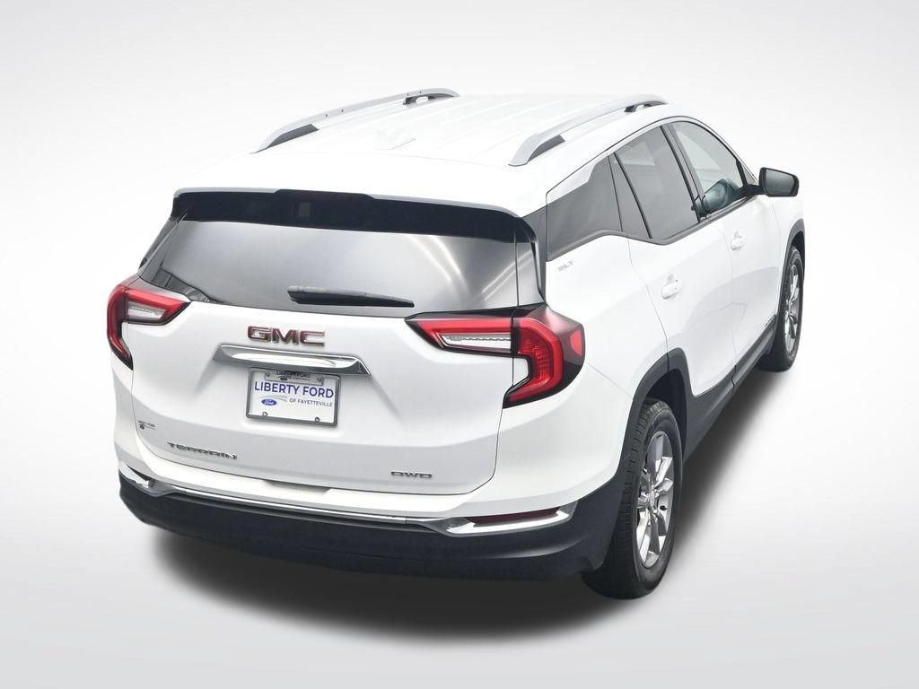 Used 2024 GMC Terrain SLT AWD/4WD image 29