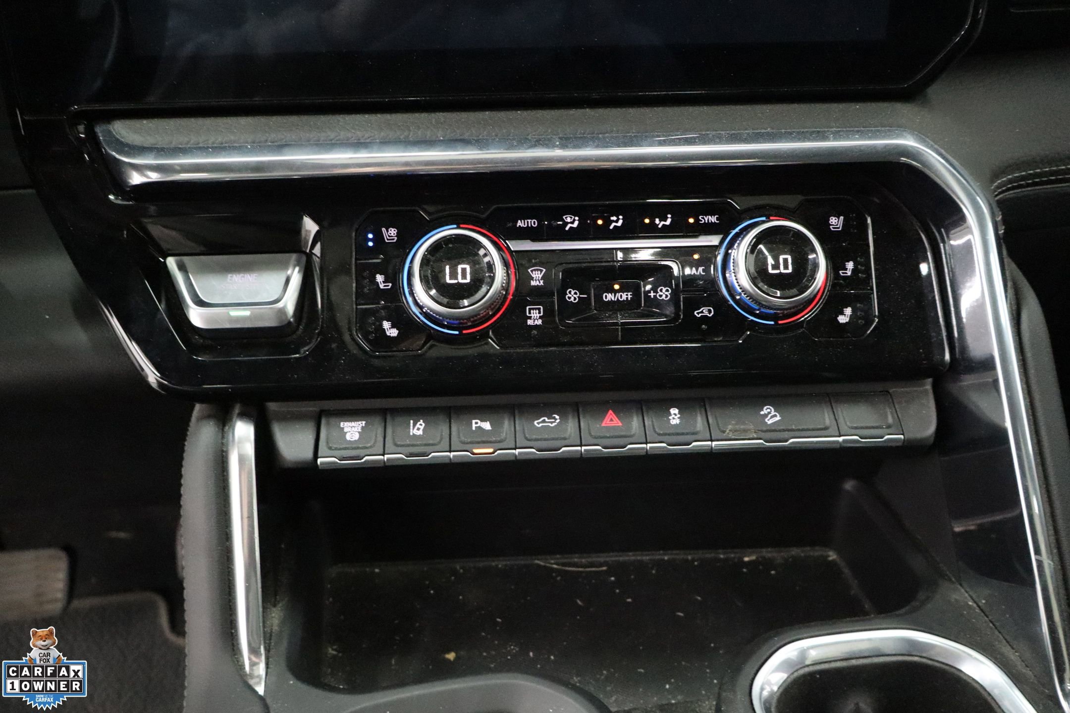 Used 2024 GMC Sierra 2500 Denali w/ Denali Reserve Package image 18