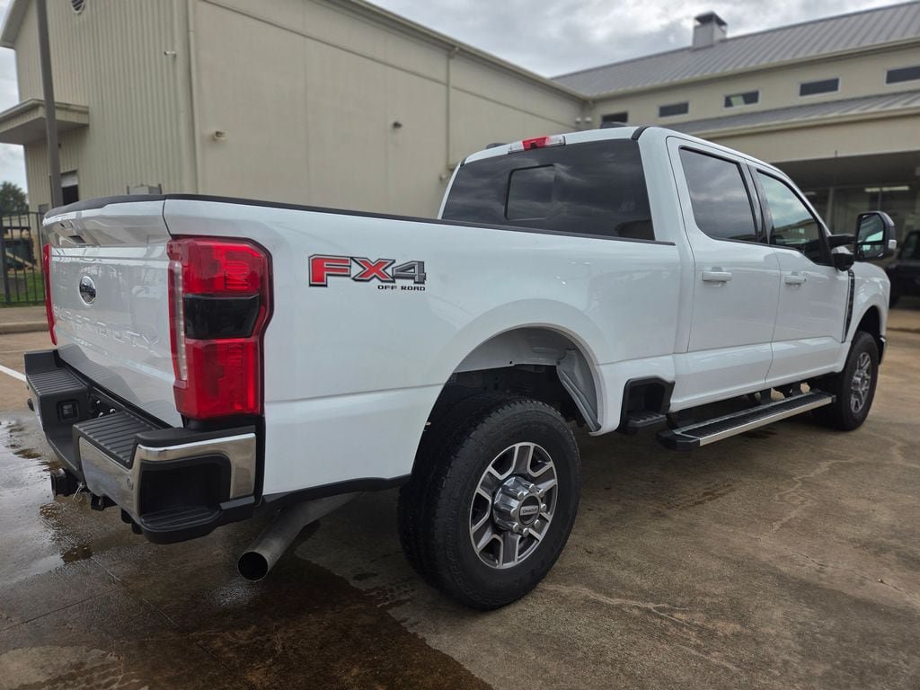 Certified 2025 Ford F350 Lariat w/ FX4 Off-Road Package AWD/4WD image 5