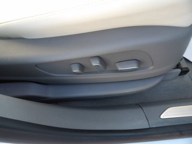 Used 2021 Cadillac XT5 Premium Luxury FWD image 36