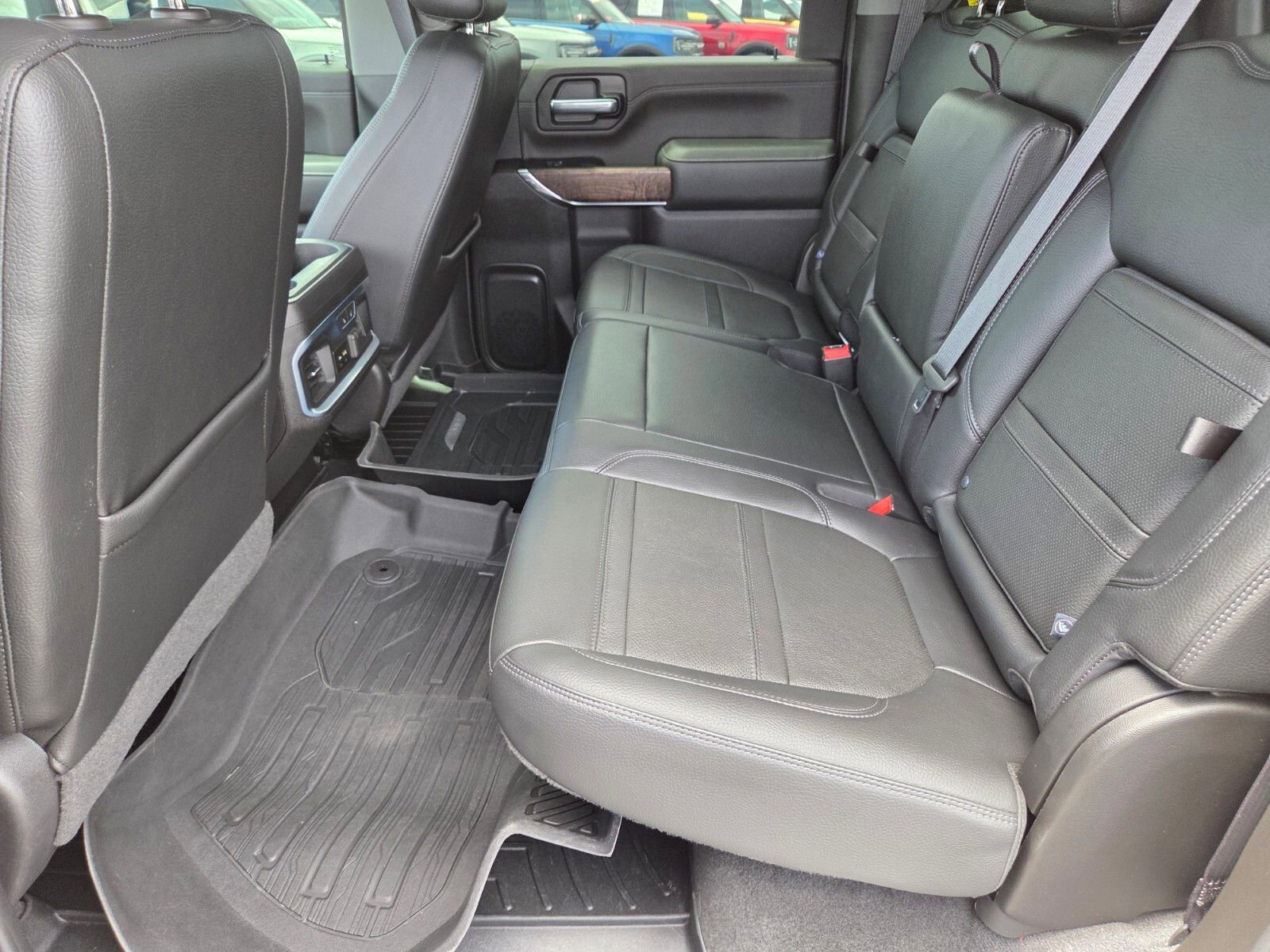 Used 2022 GMC Sierra 3500 Denali w/ Denali Ultimate Package AWD/4WD image 12