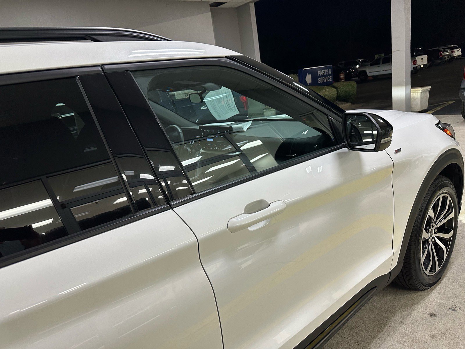 Certified 2025 Ford Explorer ST-Line image 5