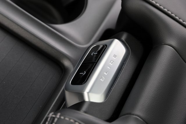 Certified 2025 Ford Expedition Platinum w/ Driver's Package image 36