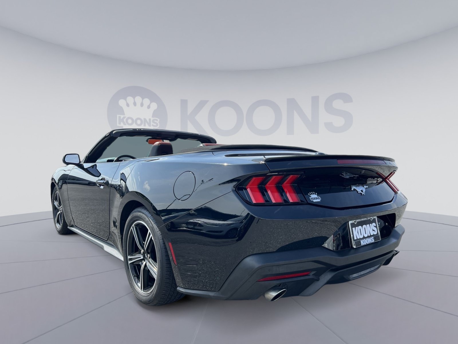 Certified 2024 Ford Mustang Premium RWD image 4