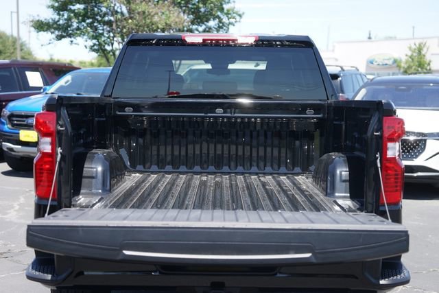 Used 2025 Chevrolet Silverado 1500 Custom AWD/4WD image 31