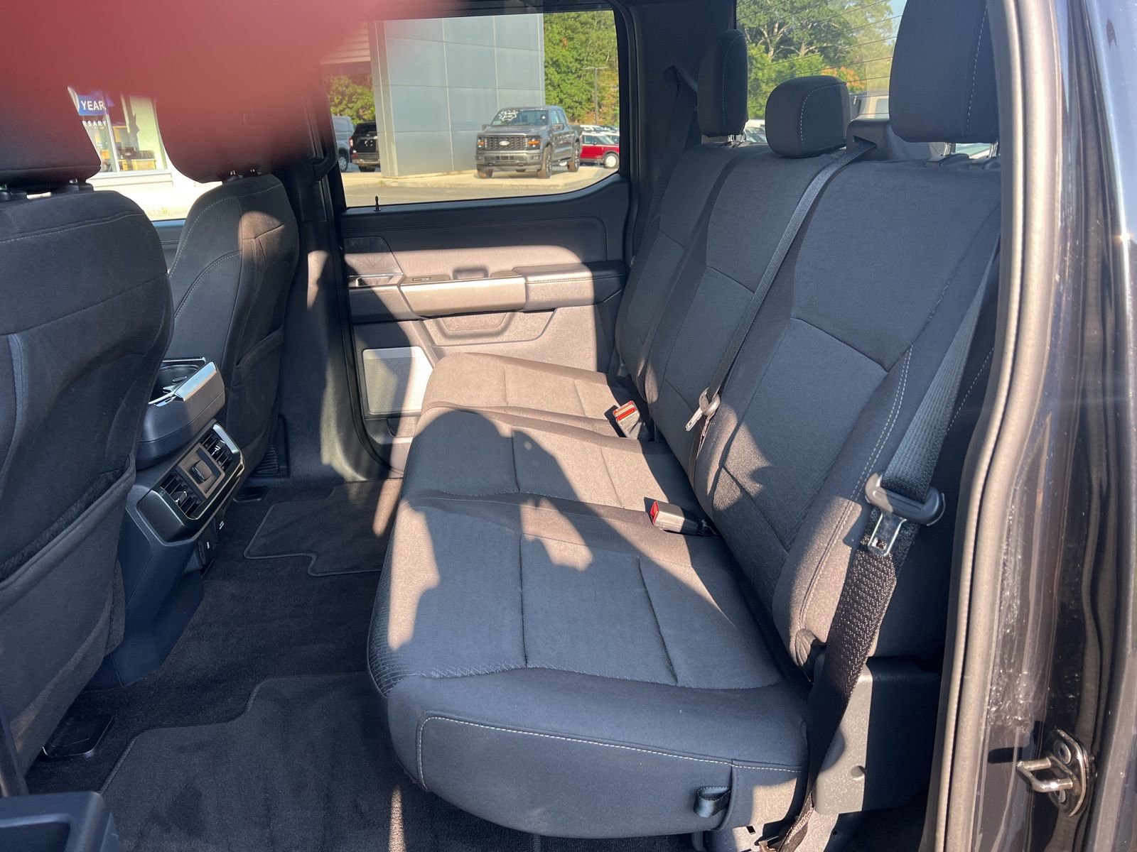 Certified 2022 Ford F150 XLT w/ Equipment Group 302A High image 10