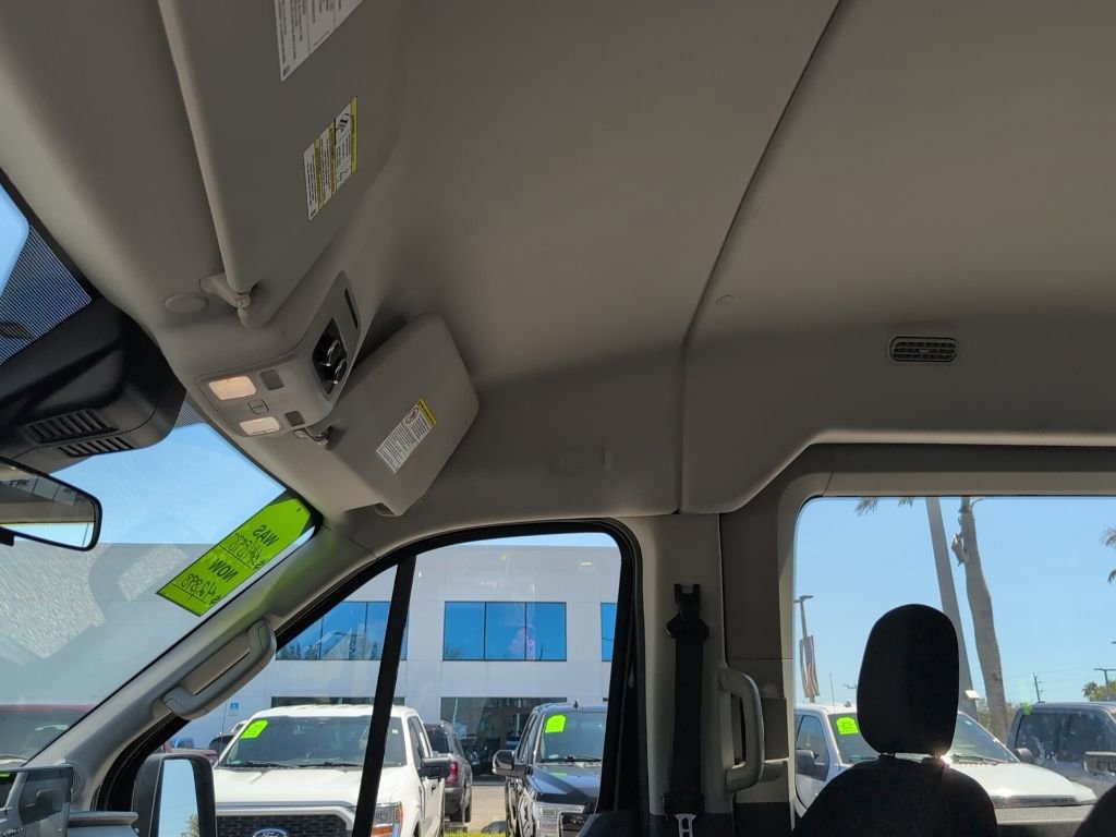 Certified 2022 Ford Transit 350 XLT image 9