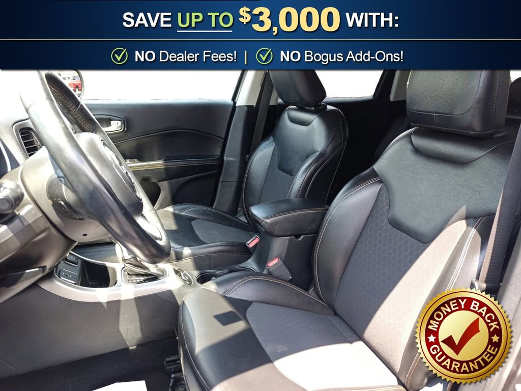 Used 2018 Jeep Compass Latitude w/ Popular Equipment Group FWD image 14