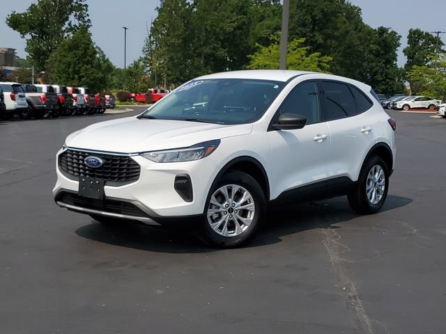 Certified 2025 Ford Escape Active AWD/4WD image 34