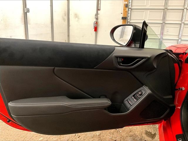 Used 2023 Toyota GR86 Premium w/ ALL Weather Mat Package (TMS) RWD image 22