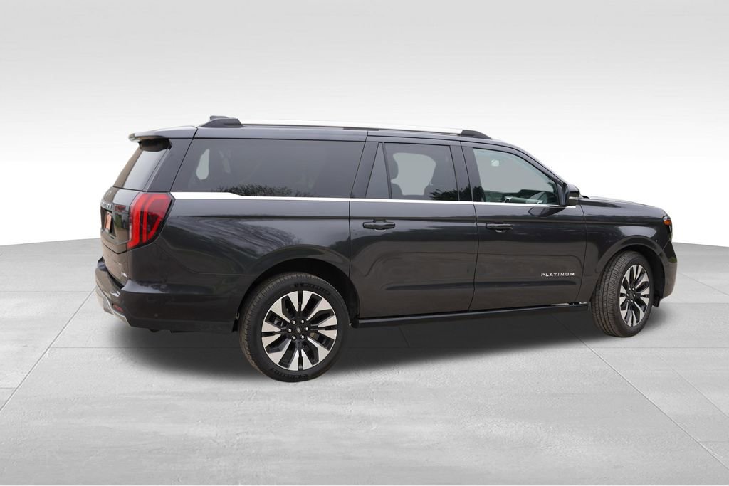 Certified 2025 Ford Expedition Max Platinum w/ Driver's Package AWD/4WD image 4