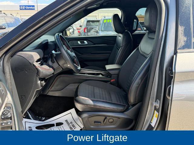Certified 2025 Ford Explorer ST-Line w/ ST-Line Street Pack image 15