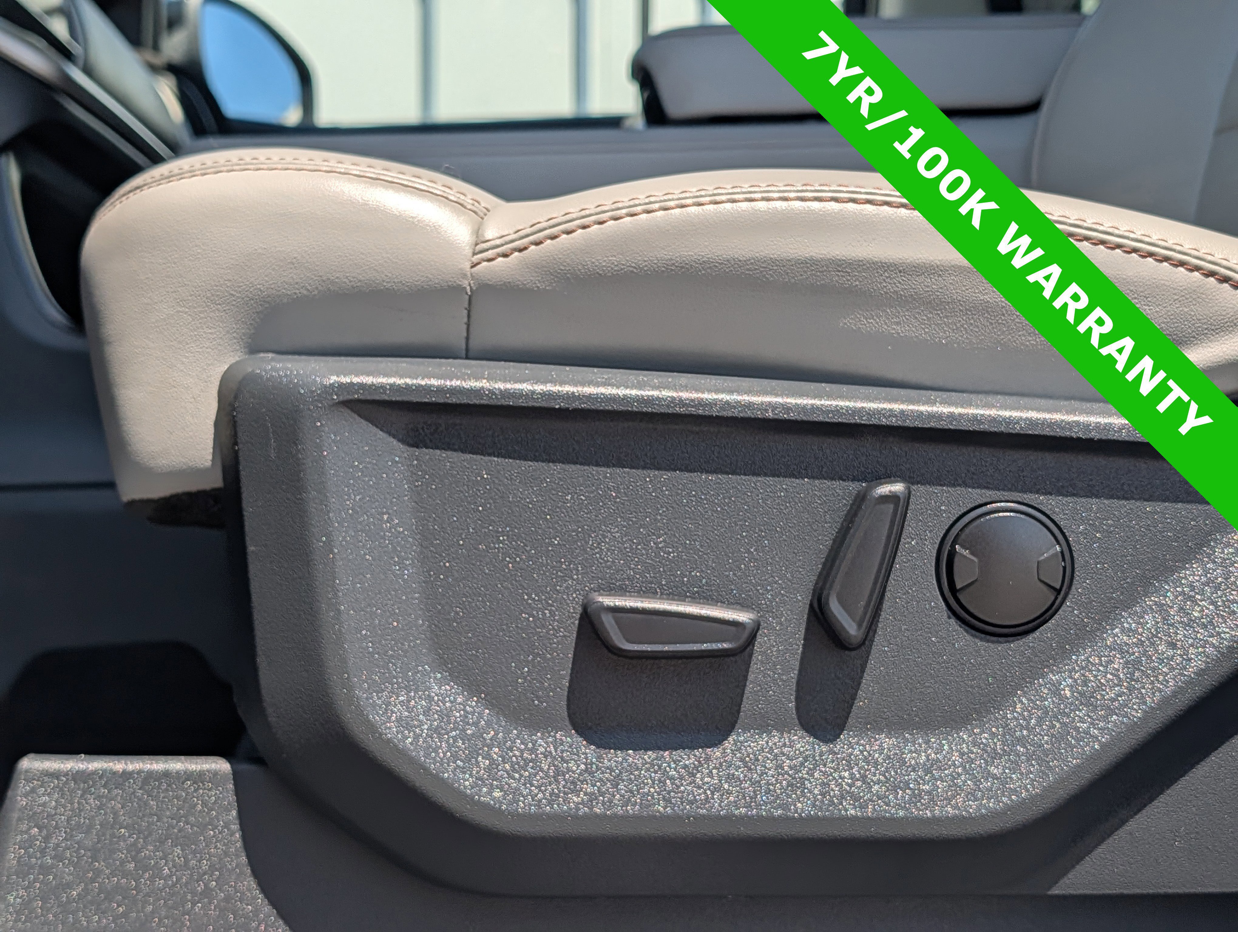 Certified 2025 Ford Expedition Max Active AWD/4WD image 25