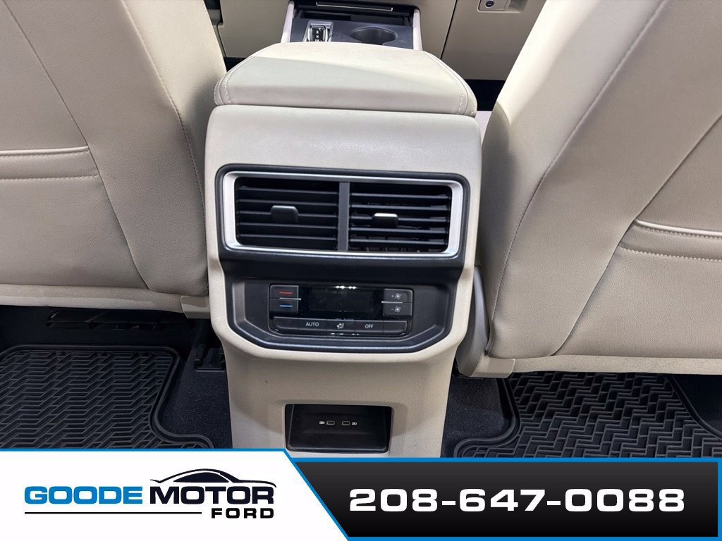 Used 2025 Volkswagen Atlas SE AWD/4WD image 20