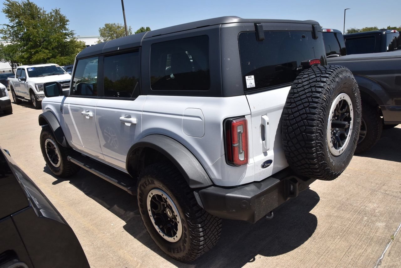 Certified 2024 Ford Bronco Outer Banks w/ Sasquatch Package AWD/4WD image 9