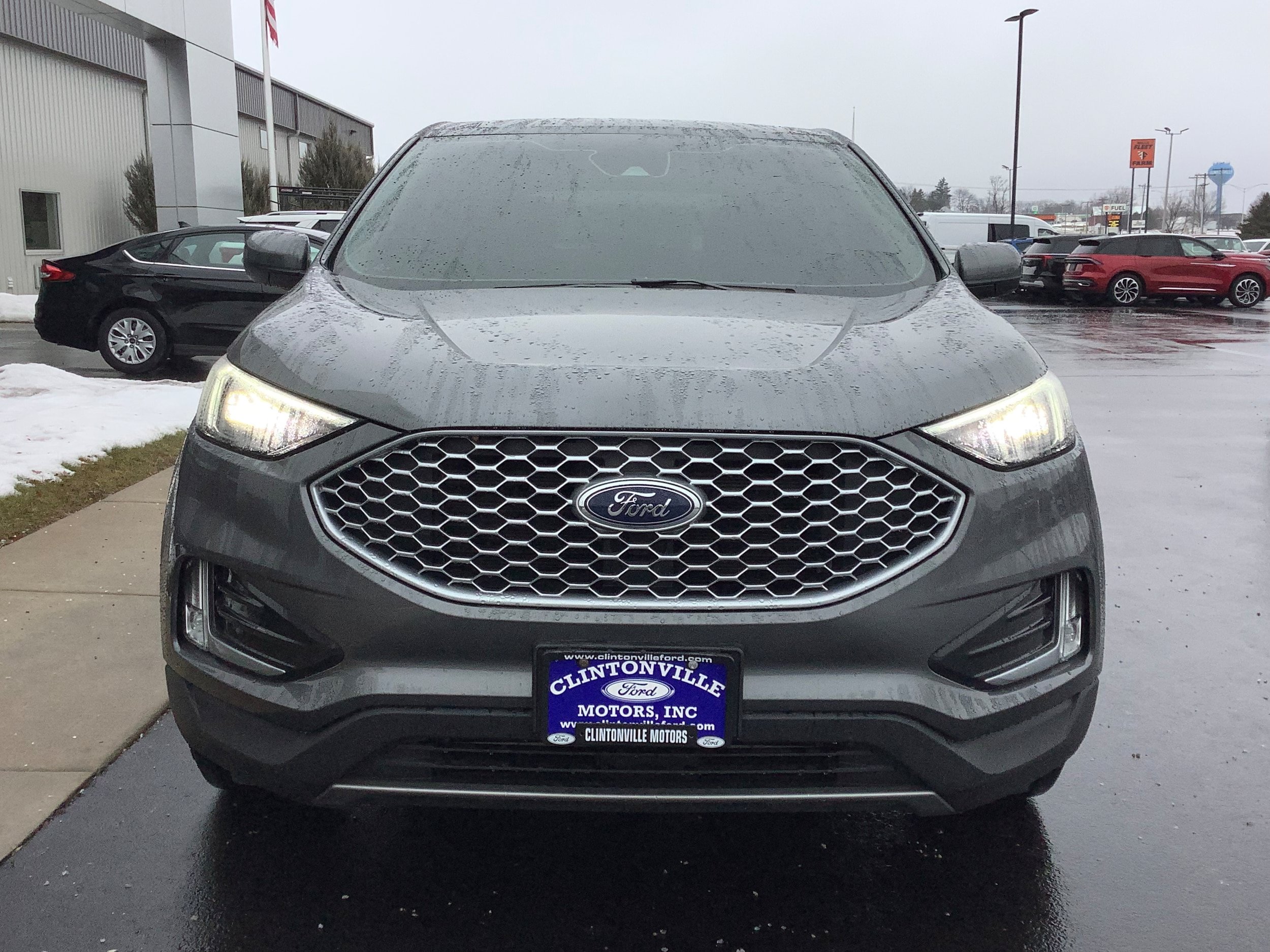 Certified 2024 Ford Edge SEL w/ Convenience Package AWD/4WD image 3