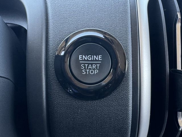 Certified 2025 Ford Expedition Active image 23