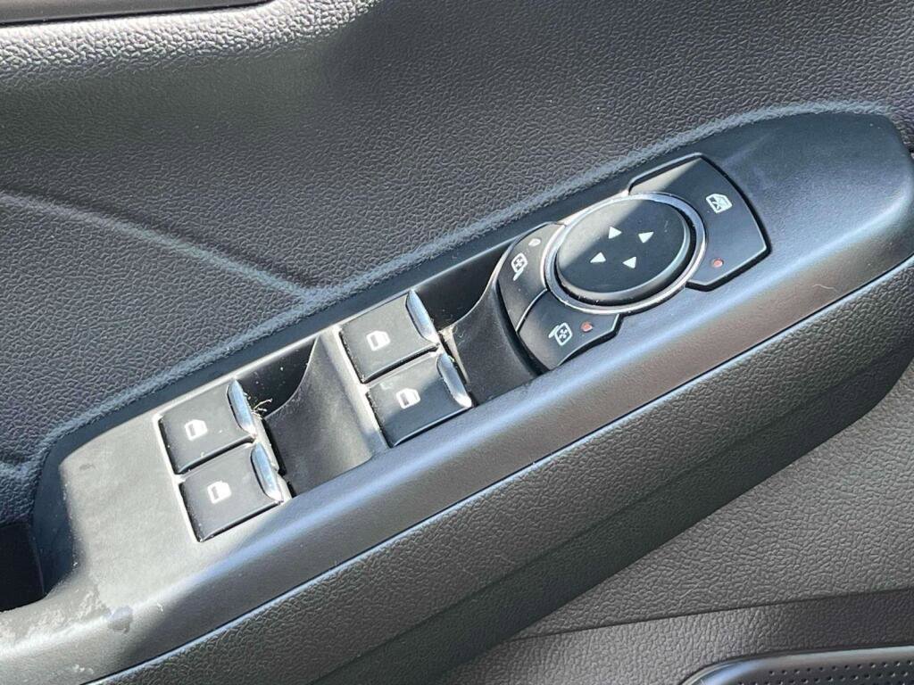 Certified 2023 Ford Escape Active AWD/4WD image 29