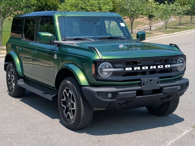 Certified 2025 Ford Bronco Outer Banks AWD/4WD image 2