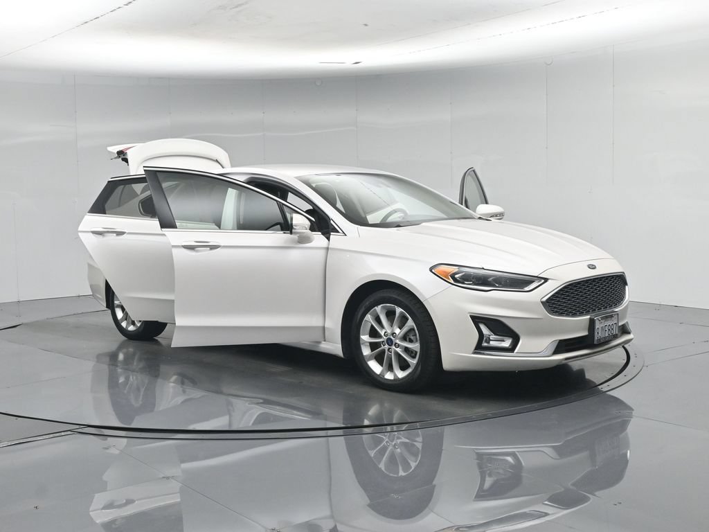 Certified 2019 Ford Fusion Energi Titanium FWD image 35