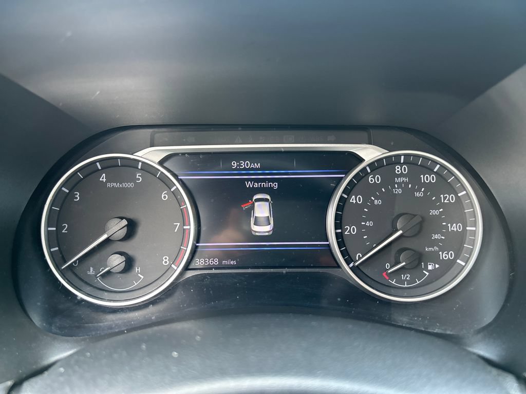 Used 2025 Nissan Sentra SR FWD image 16