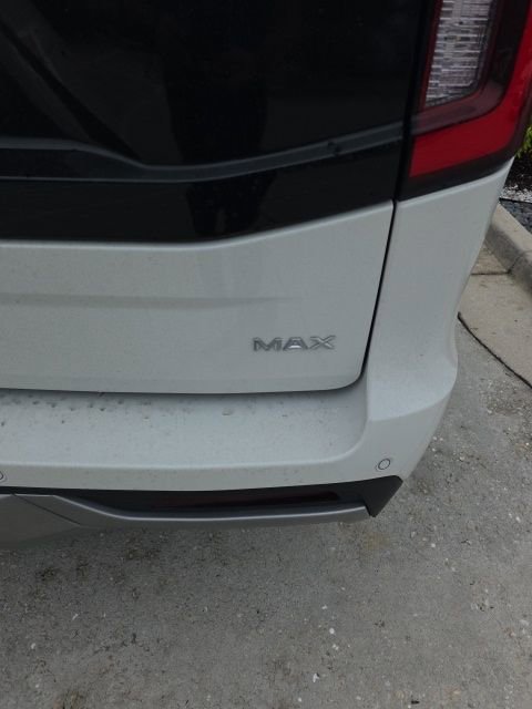 Certified 2025 Ford Expedition Max Platinum w/ Platinum Ultimate Package AWD/4WD image 5