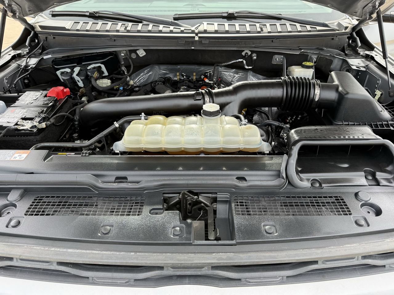 Certified 2022 Ford Expedition XLT image 28