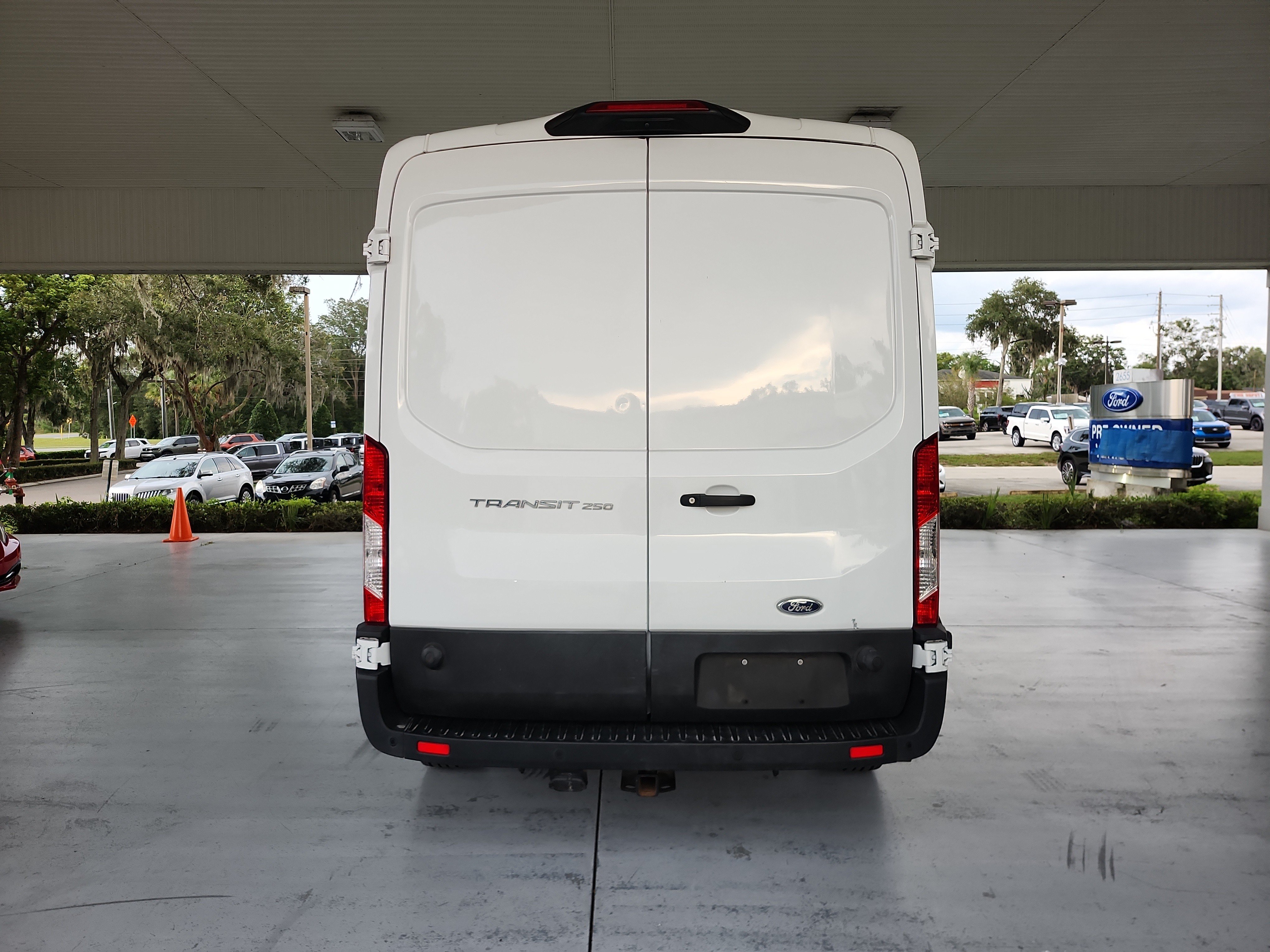 Certified 2020 Ford Transit 250 Medium Roof w/ Load Area Protection Package RWD image 4