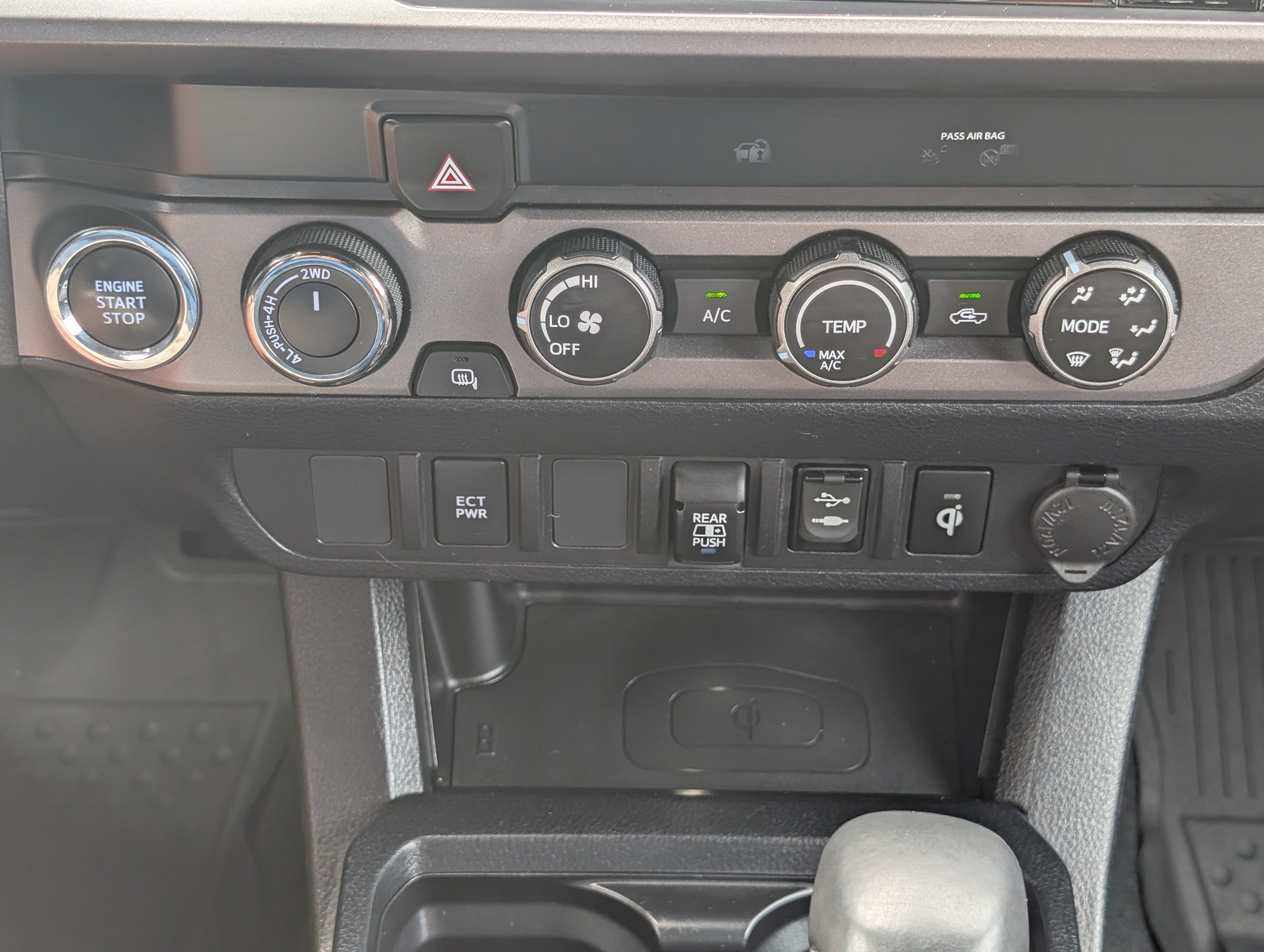 Used 2019 Toyota Tacoma TRD Off-Road AWD/4WD image 22