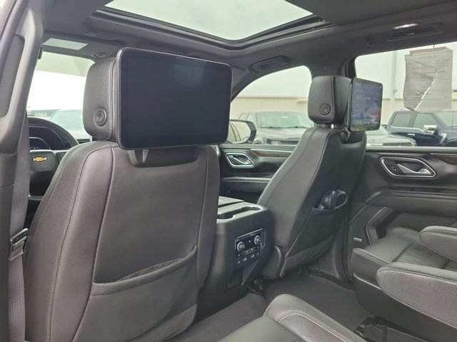 Used 2024 Chevrolet Tahoe LT w/ Luxury Package AWD/4WD image 29