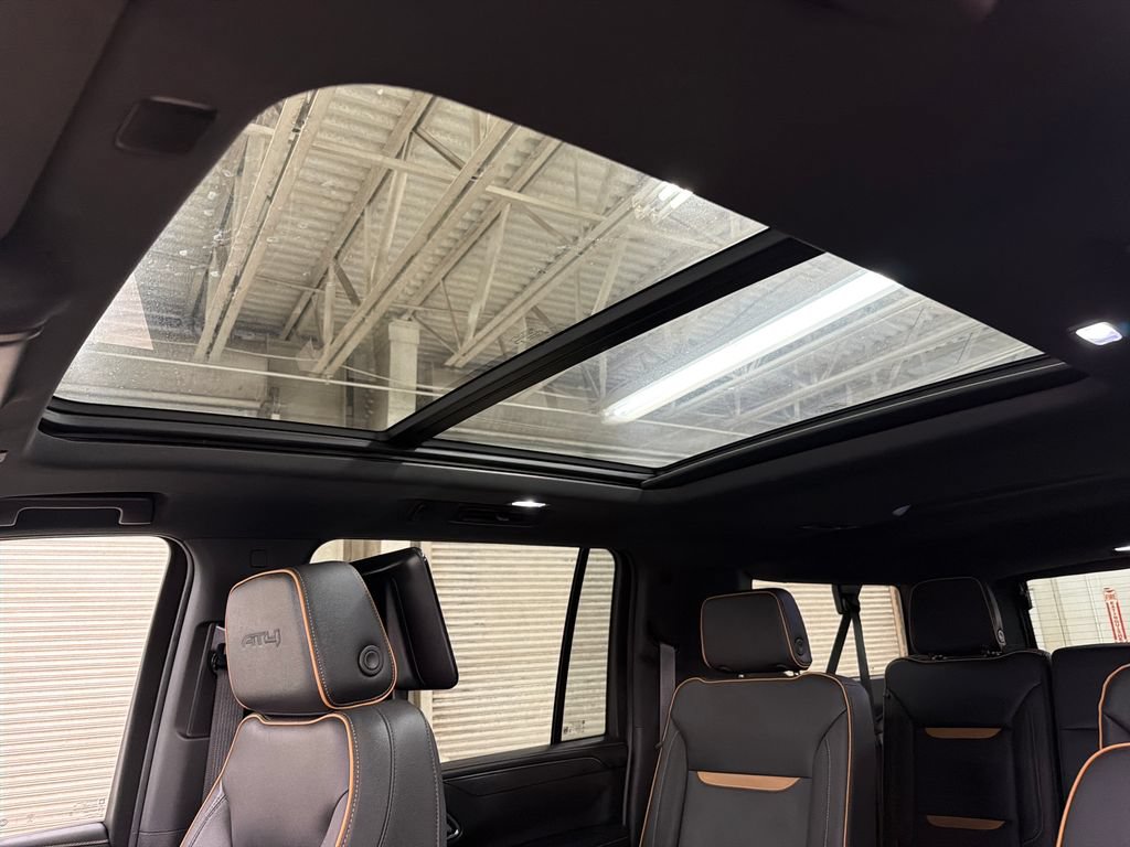Used 2023 GMC Yukon XL AT4 w/ Max Trailering Package AWD/4WD image 10