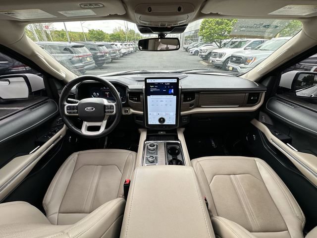Certified 2022 Ford Expedition Limited AWD/4WD image 16